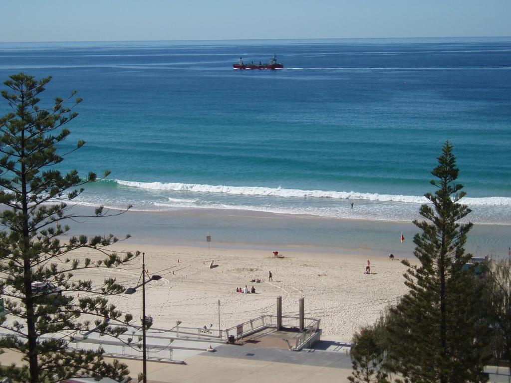 The Sands Surfers Paradise Room photo